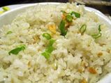 ಬ್ಯಾಚುಲರ್ ಕಿಚನ್ ನಲ್ಲಿ ಬೆಳ್ಳುಳ್ಳಿ ಅನ್ನ