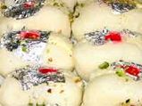ಸಂತೋಷಪಡುವವರಿಗೆ ಸಿಹಿ ತಿನಿಸು ಚಂಪಾಕಲಿ