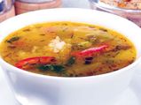 ಹುಳಿ ಖಾರದ ಸಮ್ಮಿಶ್ರಣ ಮಾವಿನ ರಸಂನಲ್ಲಿದೆ