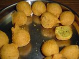 ಸಂಜೆ ಟೀ ಜೊತೆ ಸವಿಯಲು ಆಲೂ ಬೋಂಡಾ