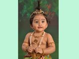 ಜನ್ಮಾಷ್ಟಮಿಗಾಗಿ ಪುಟಾಣಿ ಕೃಷ್ಣನ ವೇಷ ಭೂಷಣಗಳು