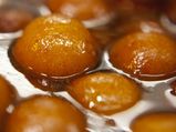 ಸಿಹಿ ತಿನ್ನುವ ಅದಮ್ಯ ಬಯಕೆ-ಕೊಂಚ ಮಿತವಾಗಿರಲಿ! 
