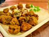 ಸಿಂಗಾರೆ ಹಿಟ್ಟಿನಿಂದ ಮಾಡಿದ ಬಿಸಿ ಬಿಸಿ ಪಕೋಡ ರೆಸಿಪಿ