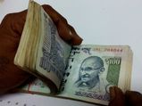 ಕೈಯಲ್ಲಿ ಹೆಚ್ಚು ಹಣ ಉಳಿತಾಯಕ್ಕೆ 7 ಸ್ಮಾರ್ಟ್ ಟಿಪ್ಸ್