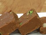 Besan Barfi Recipe: ಸ್ವೀಟ್ ಪ್ರಿಯರಿಗಾಗಿ ದಿಢೀರ್ ಕಡಲೆಹಿಟ್ಟಿನ ಬರ್ಫಿ