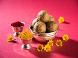 Makar Sankranti 2023: ಮಕರ ಸಂಕ್ರಾಂತಿ ದಿನ ಈ ವಸ್ತುಗಳನ್ನು ದಾನ ಮಾಡಿದರೆ ಶನಿ ದೋಷ ನಿವಾರಣೆಯಾಗುತ್ತದೆ