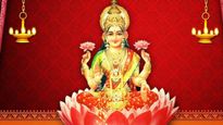 ಶುಕ್ರವಾರ ಲಕ್ಷ್ಮಿ ಪೂಜೆ ಮಾಡುವಾಗ ಈ ತಪ್ಪುಗಳಾಗದಂತೆ  ಎಚ್ಚರವಹಿಸಿ