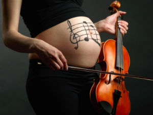 Women Pregnant and Audio Women Pregnant and Audio