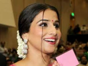 What Type Of Bindi Is Right For You What Type Of Bindi Is Right For You