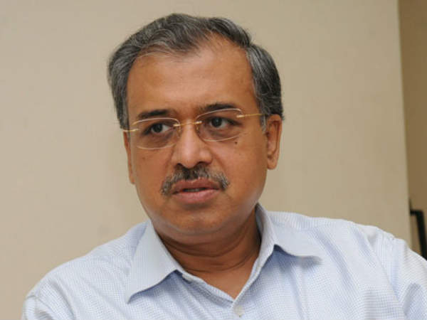  4. ದಿಲೀಪ್ ಸಾಂಘ್ವಿ,: