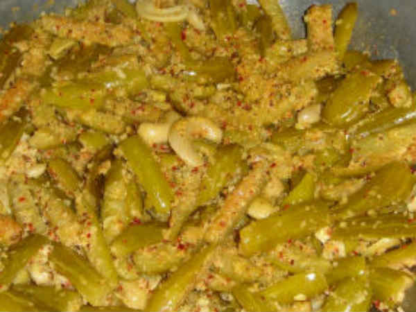 ಗೋಡಂಬಿ-ತೊಂಡೆಕಾಯಿ ಪಲ್ಯ: