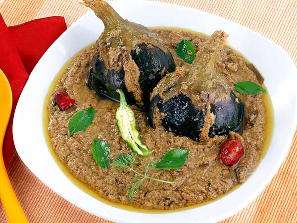 ಬದನೆಕಾಯಿ ಮೊಸರು ಗ್ರೇವಿ: