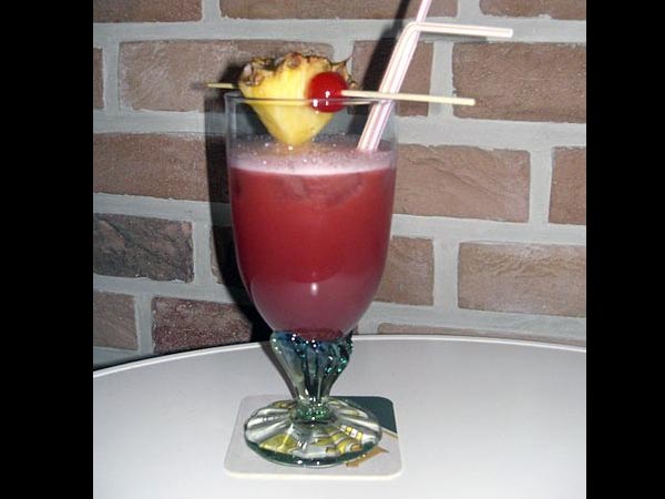 2. ಜೋಂಬೈ ಕಾಕ್ ಟೈಲ್