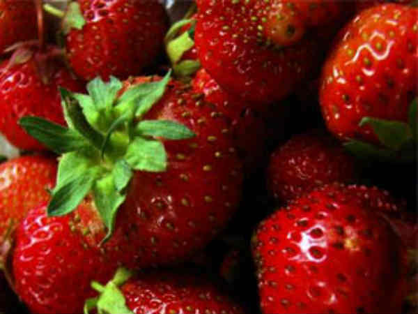 1. ಸ್ಟ್ರಾಬೆರಿ 