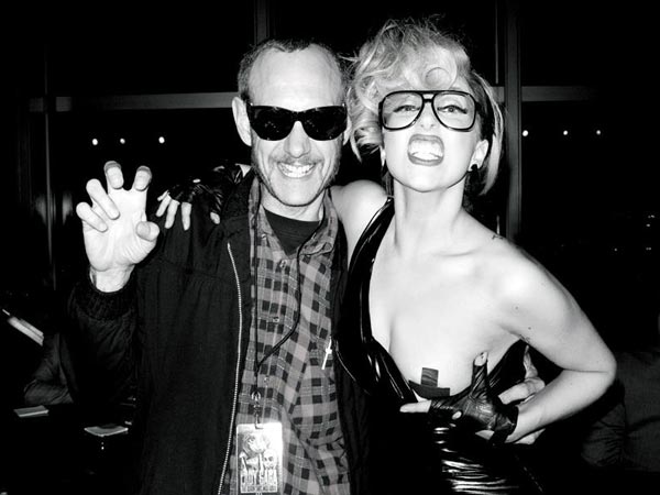 ಗಾಗಾಳ ವಿಚಿತ್ರ ವೇಷಗಳು