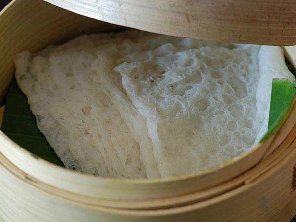 2. ನೀರು ದೋಸೆ