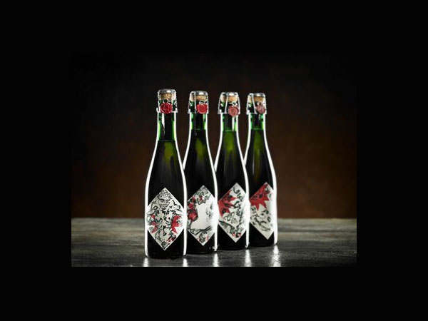 Carlsberg Jacobsen Vintage: $400 (6 packs)