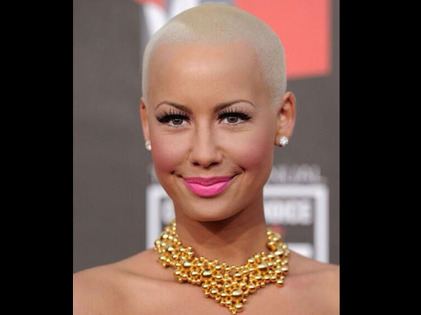 ಫ್ಯಾಷನಬಲ್ ಲುಕ್