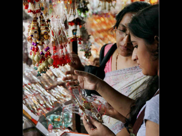 ರಾಖಿಗೊಂದು ಪವಿತ್ರ ಭಾವ ಆಧುನಿಕ ಕಾಲದಲ್ಲೂ ಇದೆ