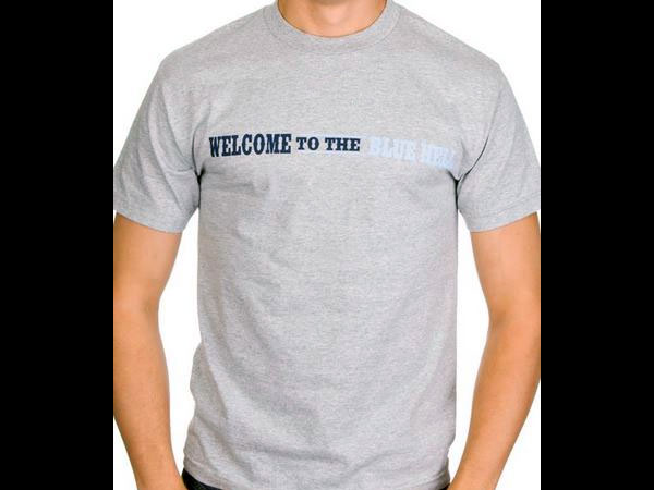 ಸ್ಲೋಗನ್ ಇರುವ ಟೀ ಶರ್ಟ್