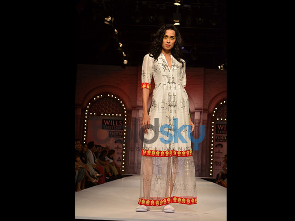  ಶೀರ್ Silhouette