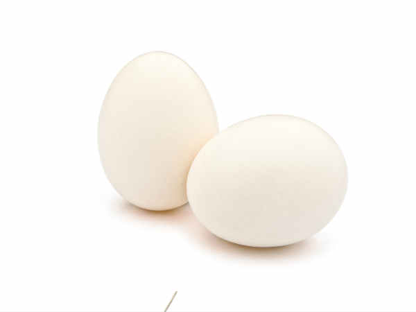 2. ಎರಡು ಮೊಟ್ಟೆಗಳು : ಮಧ್ಯಾಹ್ನಊಟದವರಗೆ ತೃಪ್ತಿಯಿಂದಿರಲು