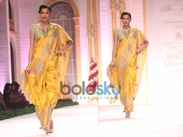 6. ಇನ್ ಎಲ್ಲೋ