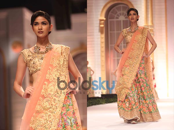 13. ಹೂವಿನ ಚಿತ್ತಾರ