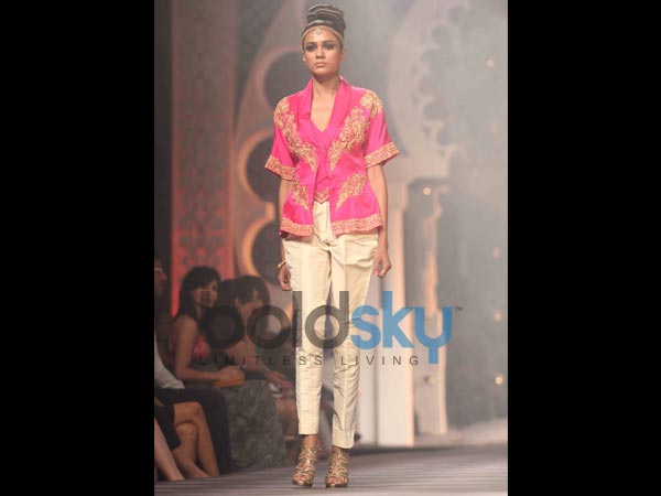 ಹಾಟ್ ಪಿಂಕ್