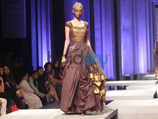 ಚಾಕೊಲೇಟ್ ಗೋಲ್ಡ್ ಚಾಕೊಲೇಟ್ ಗೋಲ್ಡ್