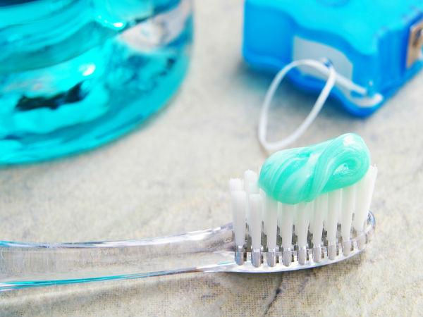 15. ಪ್ರಬಲ ಪುದಿನ ಯುಕ್ತ ಟೂತ್ಪೇಸ್ಟ್ ಬಳಸಿ