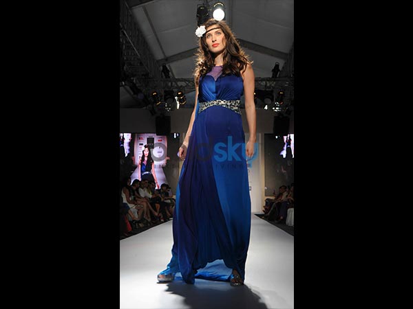 ನೈಟ್ ಬ್ಲೂ