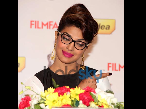 ಗೋಲ್ಡ್ ಕಿವಿಯೋಲೆಗಳು