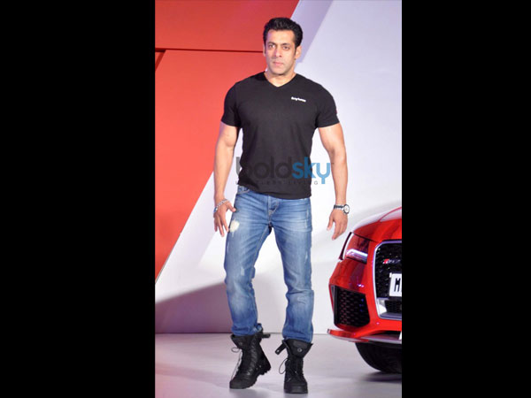 ಕಪ್ಪು ಬೂಟ್ಸ್: 