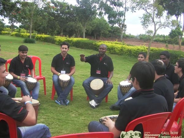 1.ಡ್ರಮ್ ಸರ್ಕಲ್ (ಗುಂಪು)