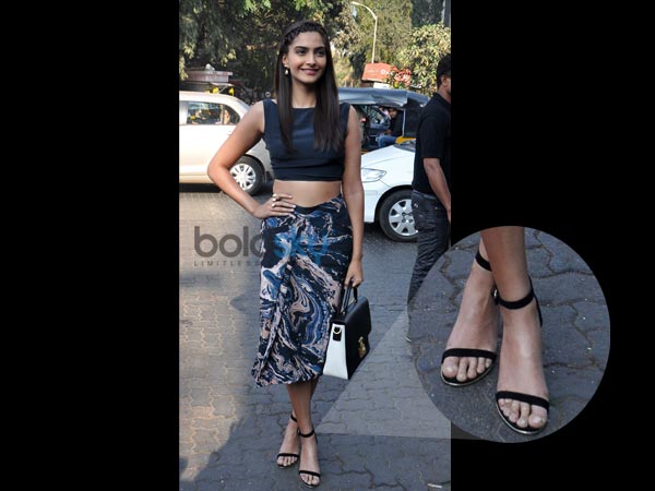 3.ಆಕೆಯ ಶೂಗಳು