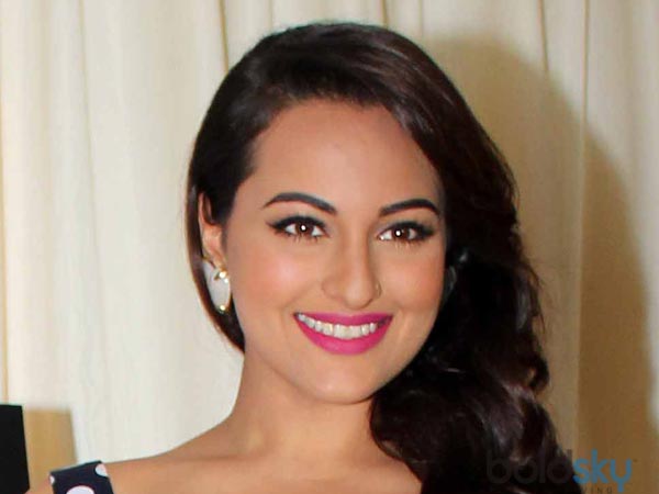 ಆಕೆಯ ಮೇಕಪ್: