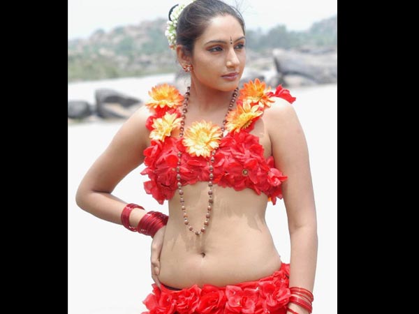 ಸ್ಟೈಲೀಶ್ ಲುಕ್‌ನಲ್ಲಿ ರಾಗಿಣಿ 