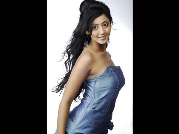 ಸಖತ್ ಹಾಟ್ ಲುಕ್‌ನಲ್ಲಿ ಐಂದ್ರಿತಾ