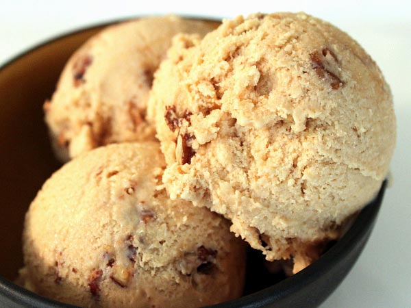 ಪ್ರಾಲೈನ್ಸ್ ಮತ್ತು ಕ್ರೀಮ್