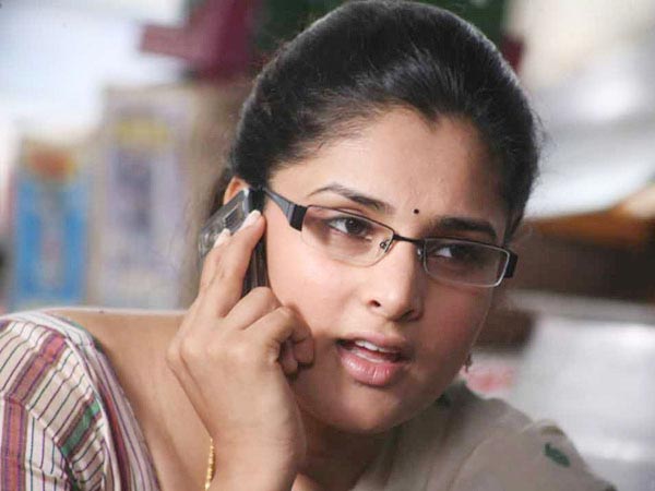 ಸೀರೆಯಲ್ಲಿ ಸೆಕ್ಸಿಯಾಗಿ ಕಂಡು ಬಂದ ರಮ್ಯಾ