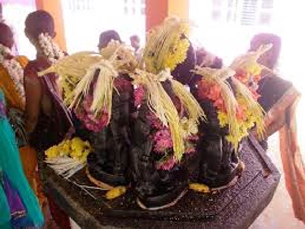 ಶನಿಶ್ವರ ಮಂತ್ರವನ್ನು ಪಠಿಸಿ ಭಕ್ತಿಯಿಂದ ಪಠಿಸಿ ಶನಿಶ್ವರ ಮಂತ್ರವನ್ನು ಪಠಿಸಿ ಭಕ್ತಿಯಿಂದ ಪಠಿಸಿ