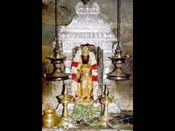 ಶನಿಶ್ವರ ಮಂತ್ರವನ್ನು ಪಠಿಸಿ ಭಕ್ತಿಯಿಂದ ಪಠಿಸಿ ಶನಿಶ್ವರ ಮಂತ್ರವನ್ನು ಪಠಿಸಿ ಭಕ್ತಿಯಿಂದ ಪಠಿಸಿ