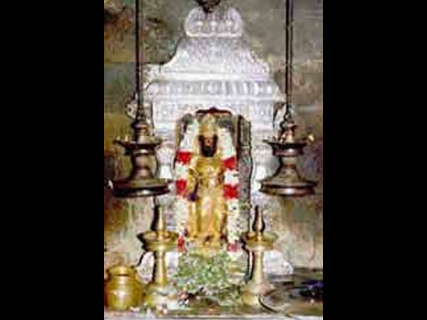 ಶನಿಶ್ವರ ಮಂತ್ರವನ್ನು ಪಠಿಸಿ ಭಕ್ತಿಯಿಂದ ಪಠಿಸಿ ಶನಿಶ್ವರ ಮಂತ್ರವನ್ನು ಪಠಿಸಿ ಭಕ್ತಿಯಿಂದ ಪಠಿಸಿ