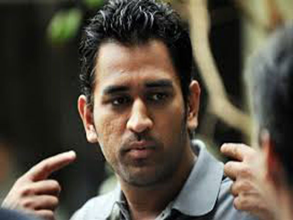  ಧೋನಿಯ ವಿಭಿನ್ನ ಹೇರ್ ಸ್ಟೈಲ್