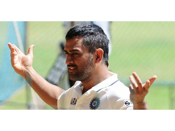  ಧೋನಿಯ ವಿಭಿನ್ನ ಹೇರ್ ಸ್ಟೈಲ್