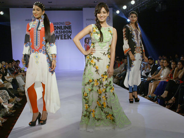 ಫ್ಲೋರಲ್ ಡೀಟೈಲ್ಸ್