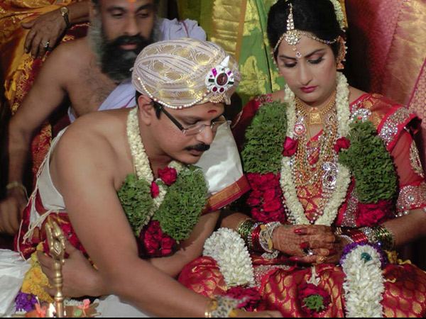 ಇನ್ನಷ್ಟು ಫೋಟೊಗಾಗಿ