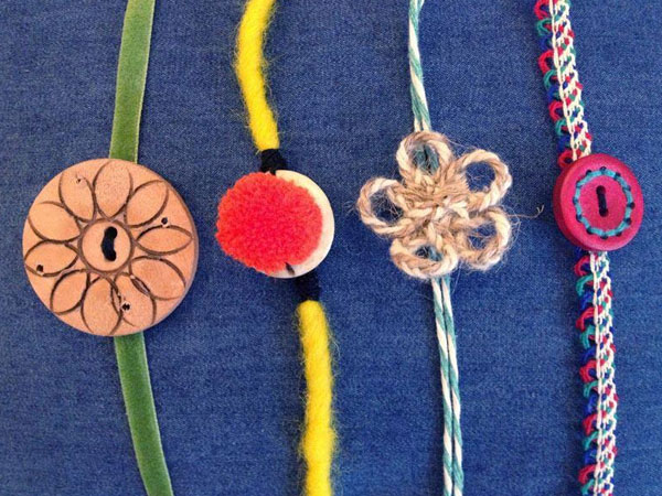 ಬಣ್ಣಗಳೊಂದಿಗೆ ಆಟ