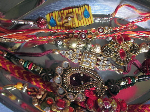 ಲೋಹದ ರಾಖಿ